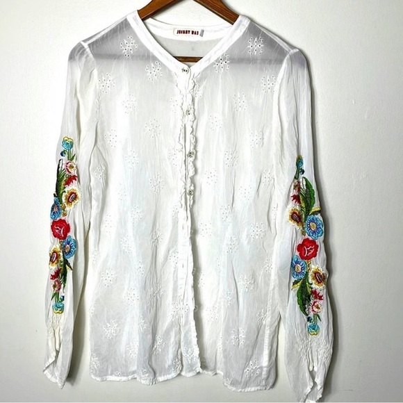 Johnny Was Sz S white embroidered button down blouse - Picture 3 of 3